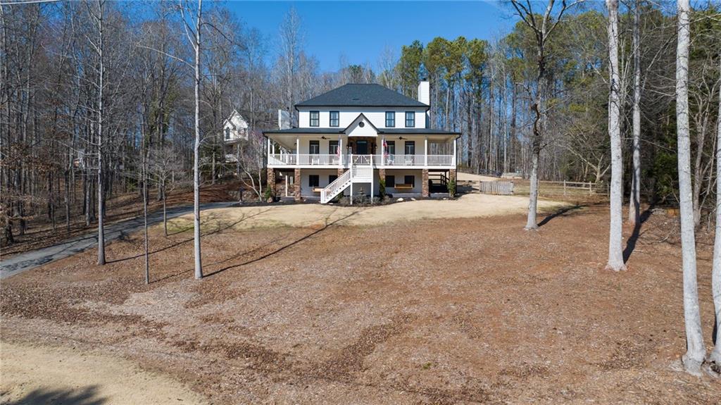 211 Falcon Pointe Court
