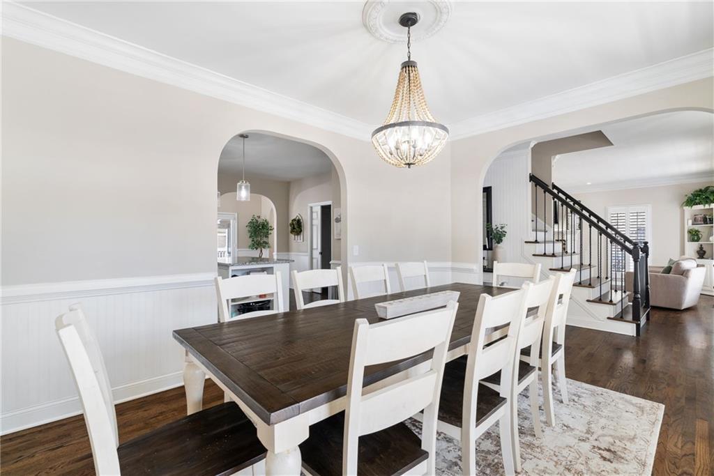 211 Falcon Pointe Court