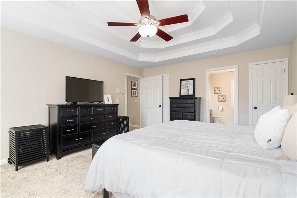 211 Falcon Pointe Court