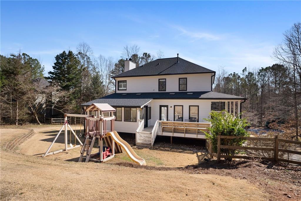 211 Falcon Pointe Court