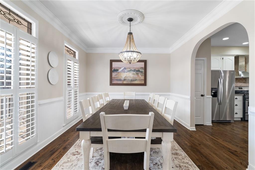 211 Falcon Pointe Court