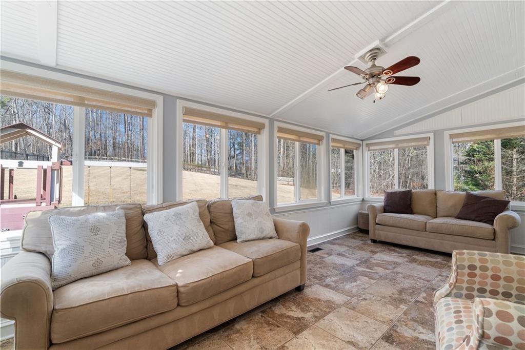 211 Falcon Pointe Court