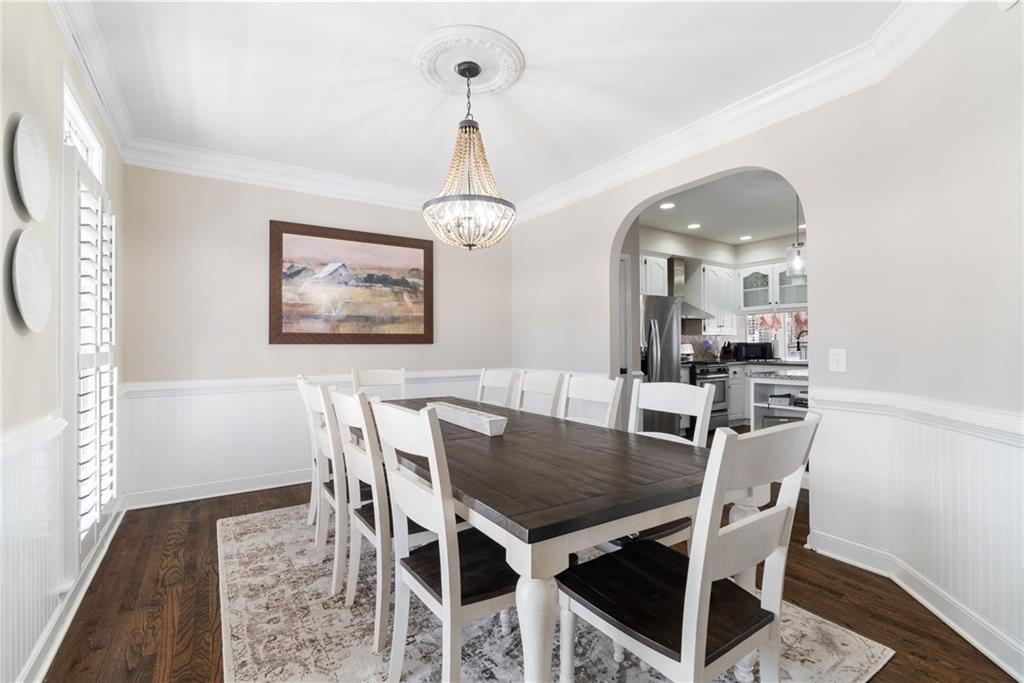 211 Falcon Pointe Court