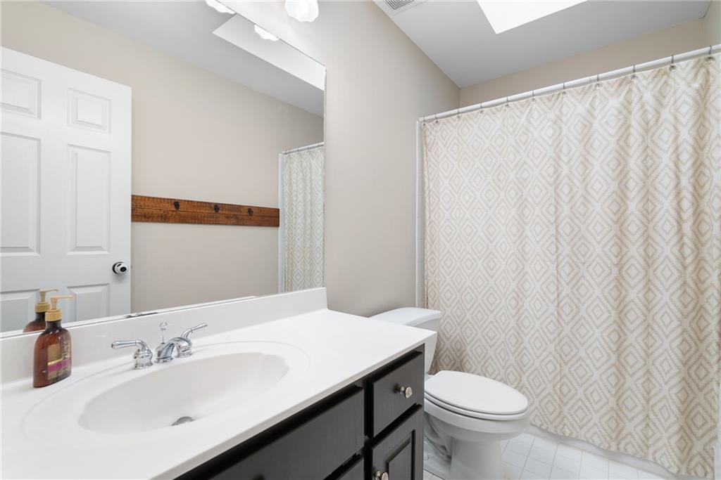 211 Falcon Pointe Court