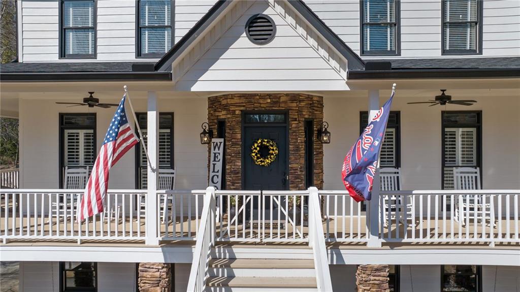 211 Falcon Pointe Court