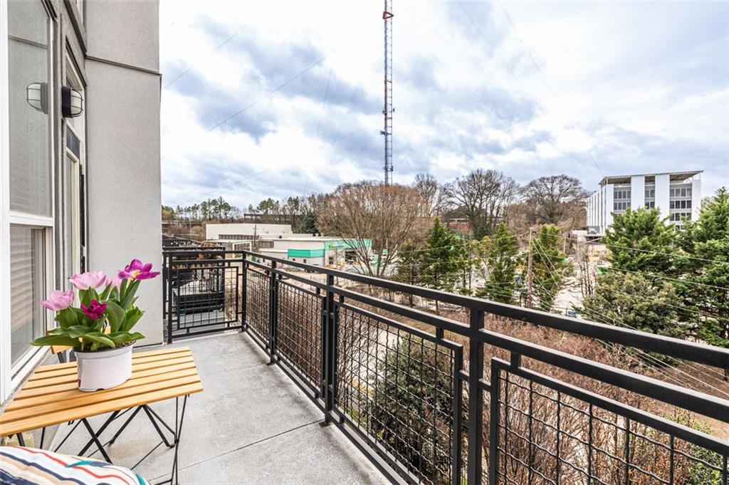 747 RALPH MCGILL Boulevard NE Unit 335