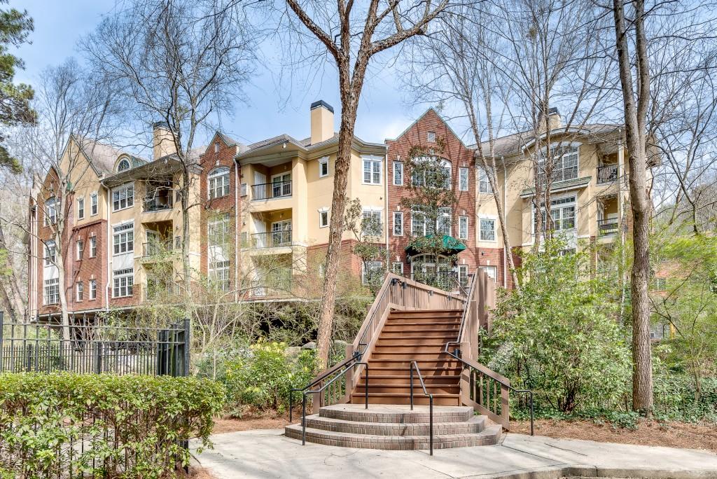 424 Lindbergh Drive NE Unit 310