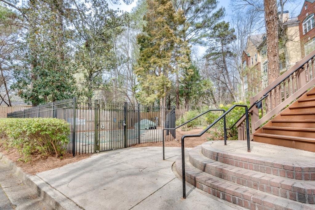 424 Lindbergh Drive NE Unit 310
