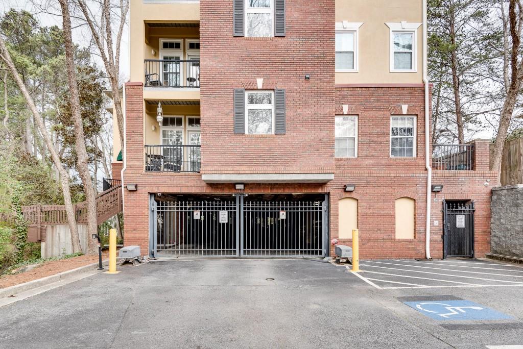 424 Lindbergh Drive NE Unit 310