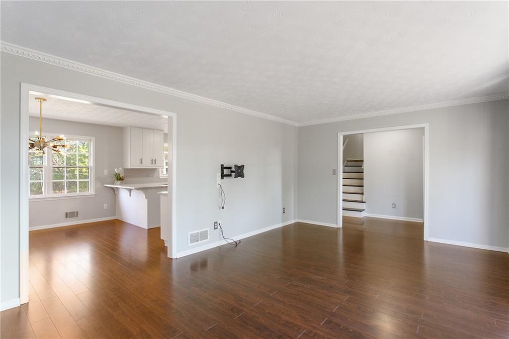 360 Meadowood Drive