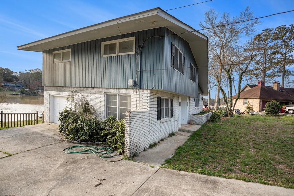 2090 Napoli Circle