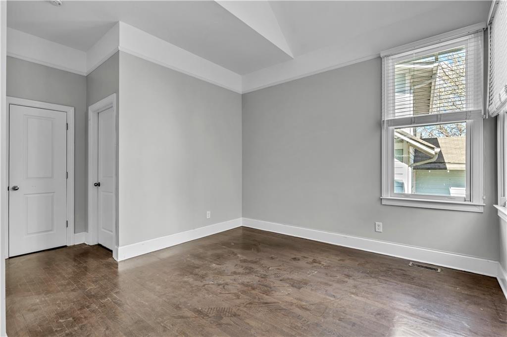 94 Lucy Street SE Unit B