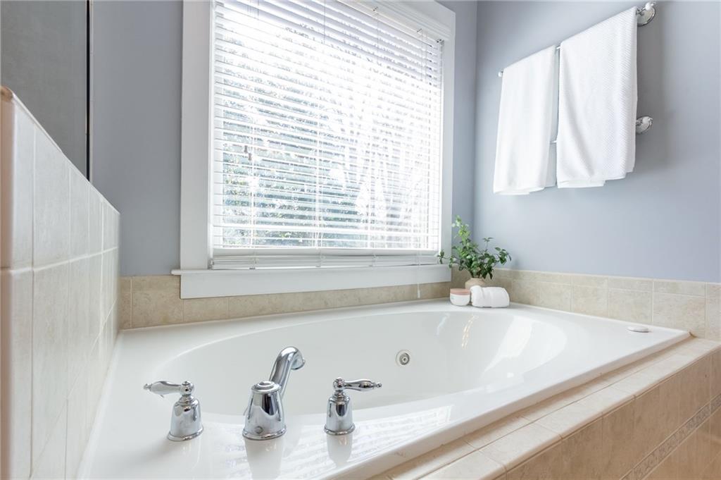 1719 Carrington Pointe