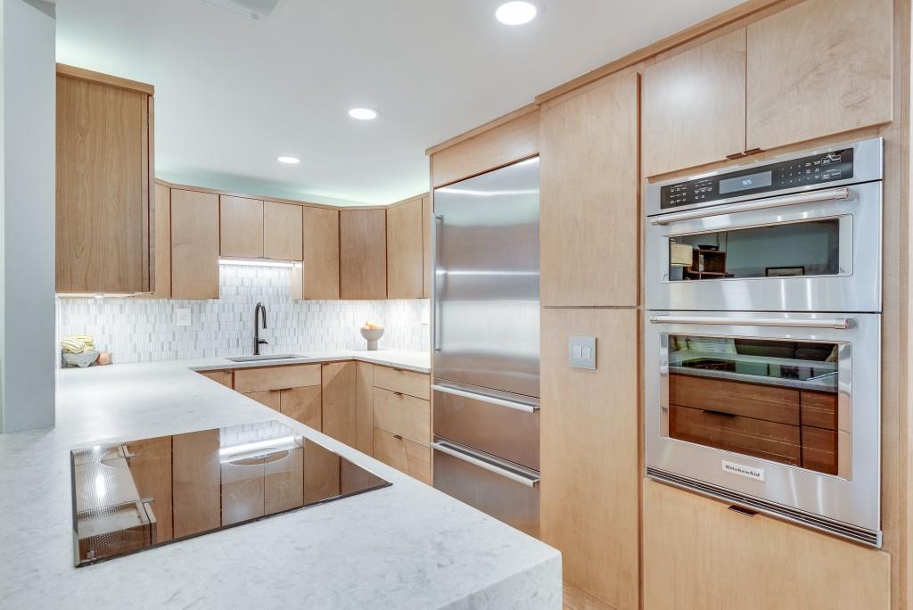 130 26th Street Unit 202