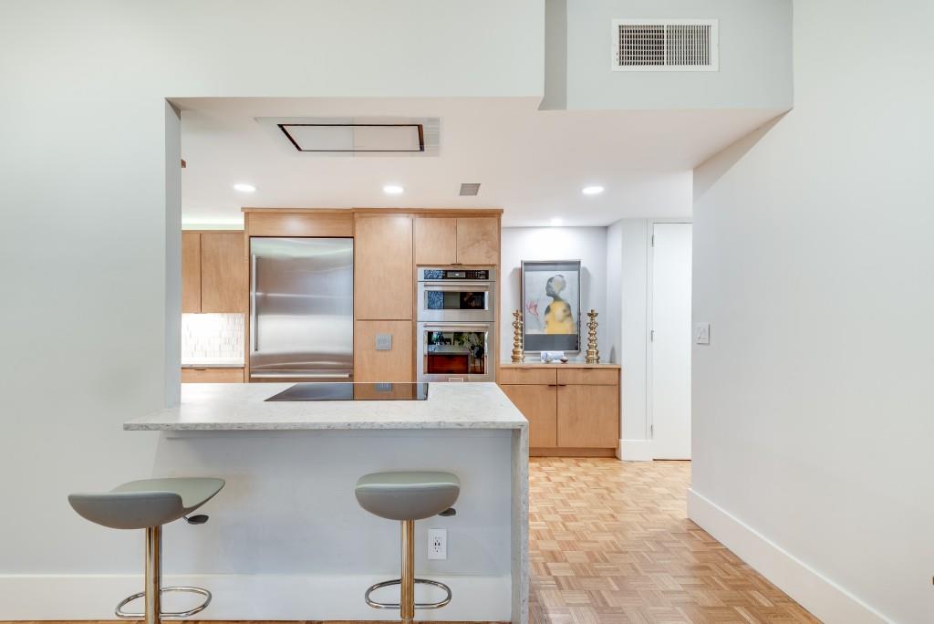 130 26th Street Unit 202