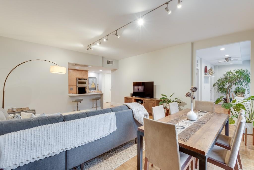 130 26th Street Unit 202