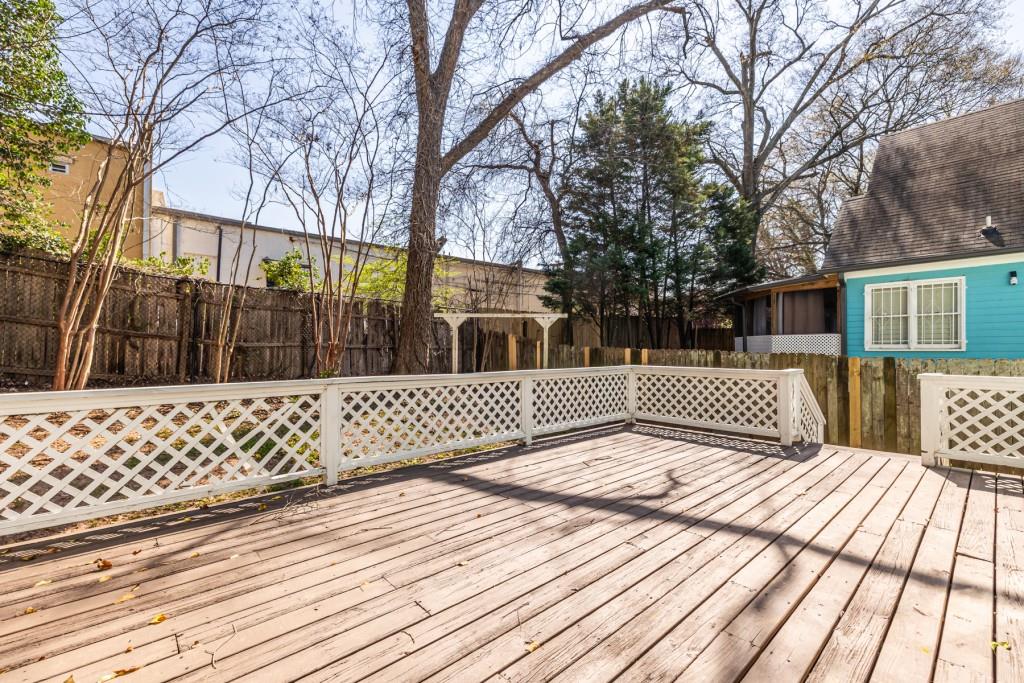 929 Oak Street SW