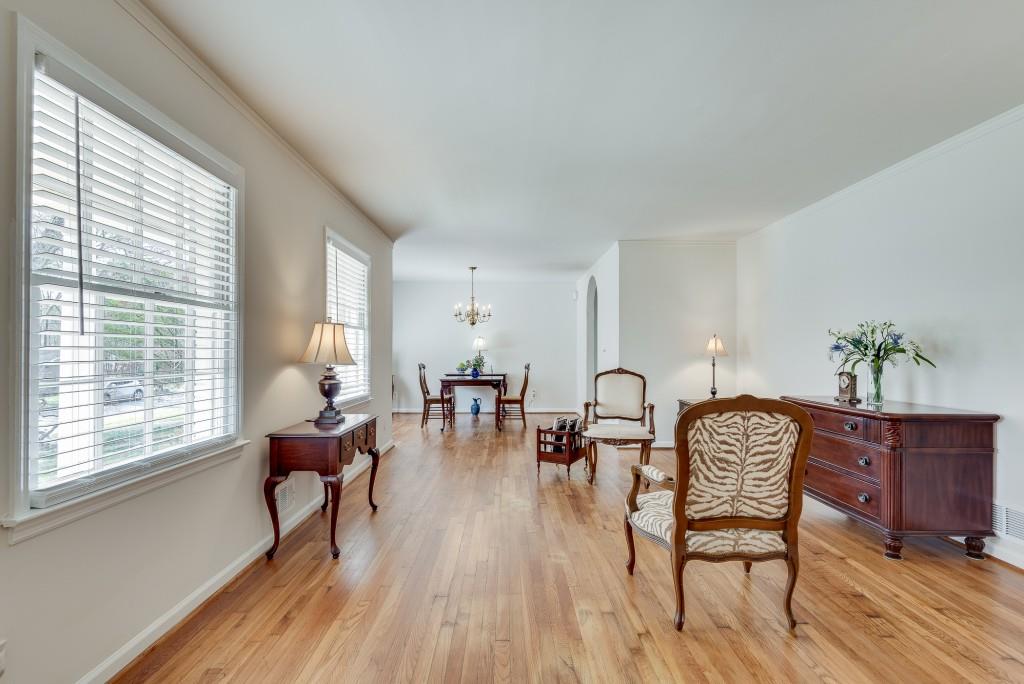 1174 Mayfield Drive