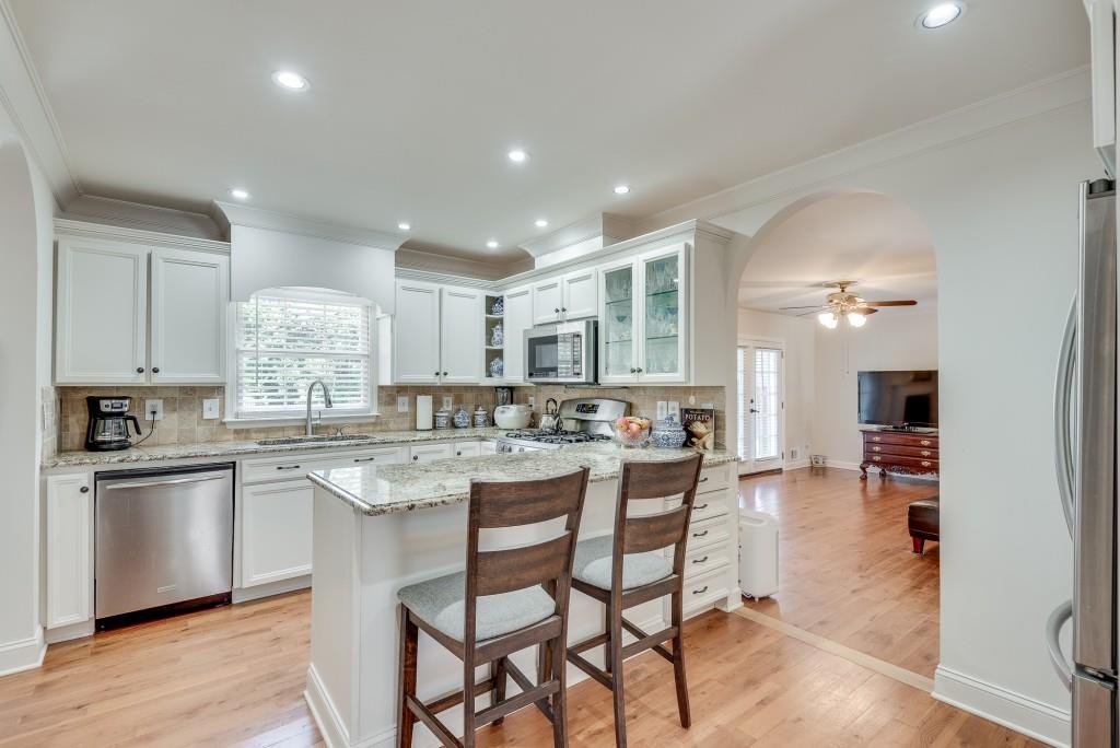 1174 Mayfield Drive