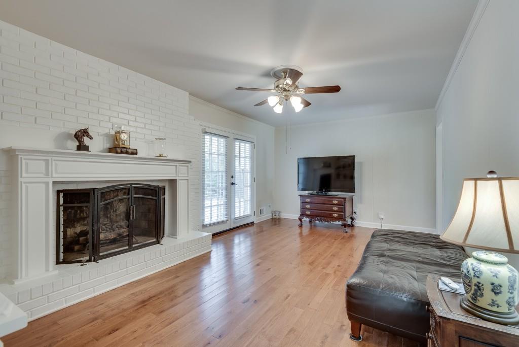 1174 Mayfield Drive