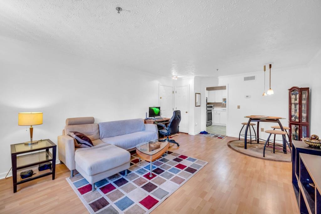 423 Bentley Place