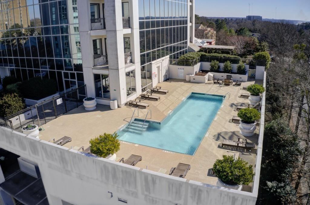 2828 Peachtree Road Unit 1703