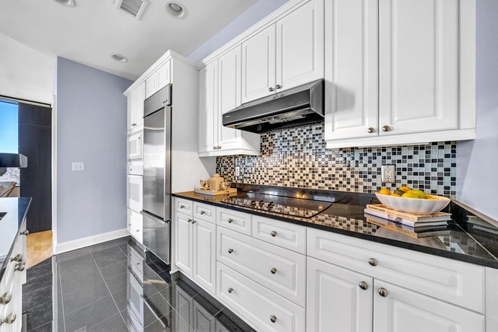 2828 Peachtree Road Unit 1703