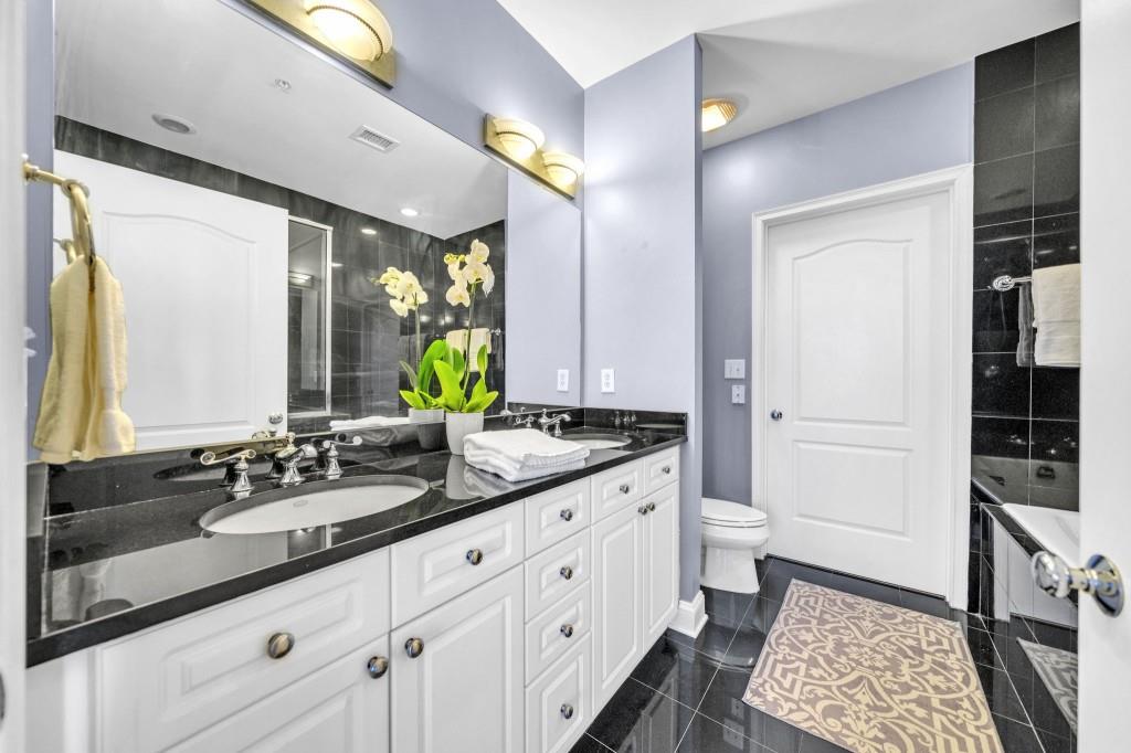 2828 Peachtree Road Unit 1703