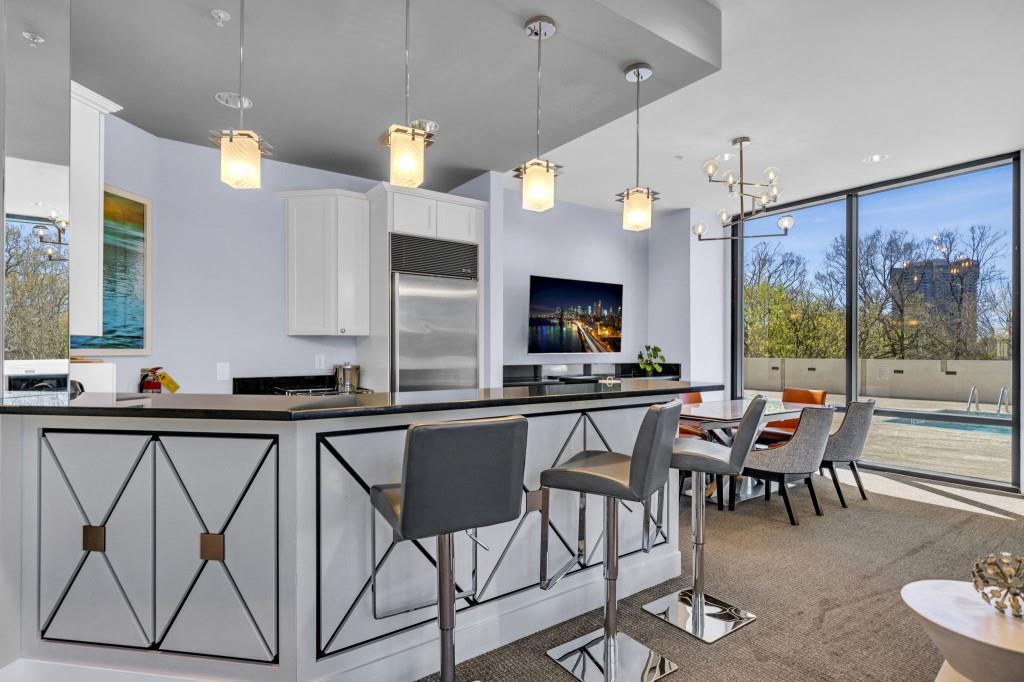 2828 Peachtree Road Unit 1703