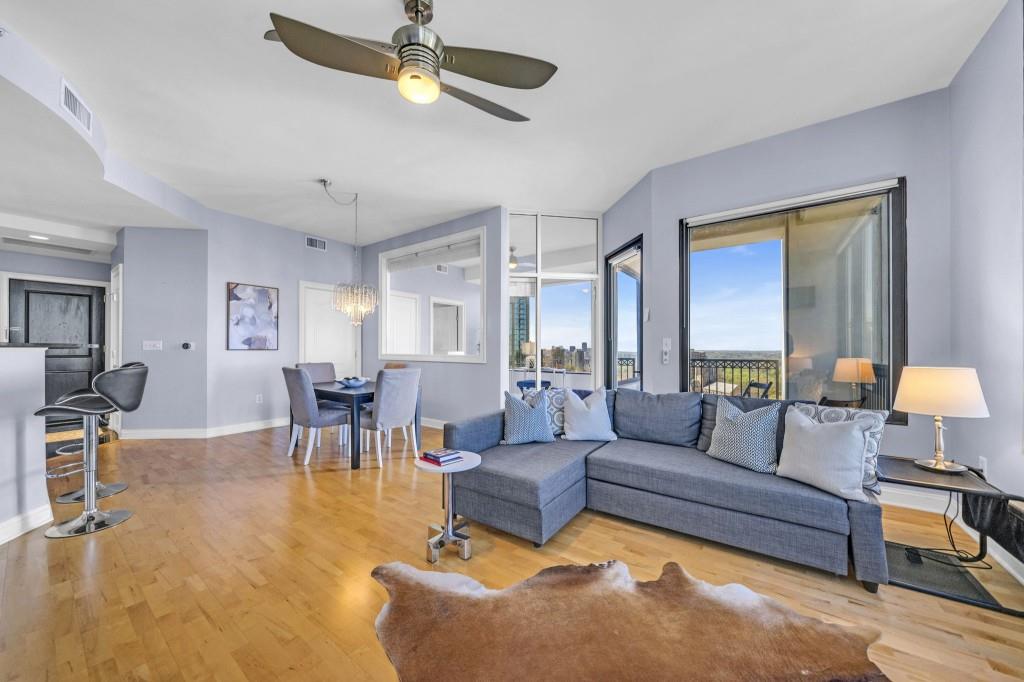 2828 Peachtree Road Unit 1703