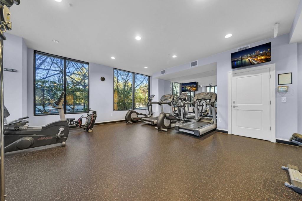 2828 Peachtree Road Unit 1703
