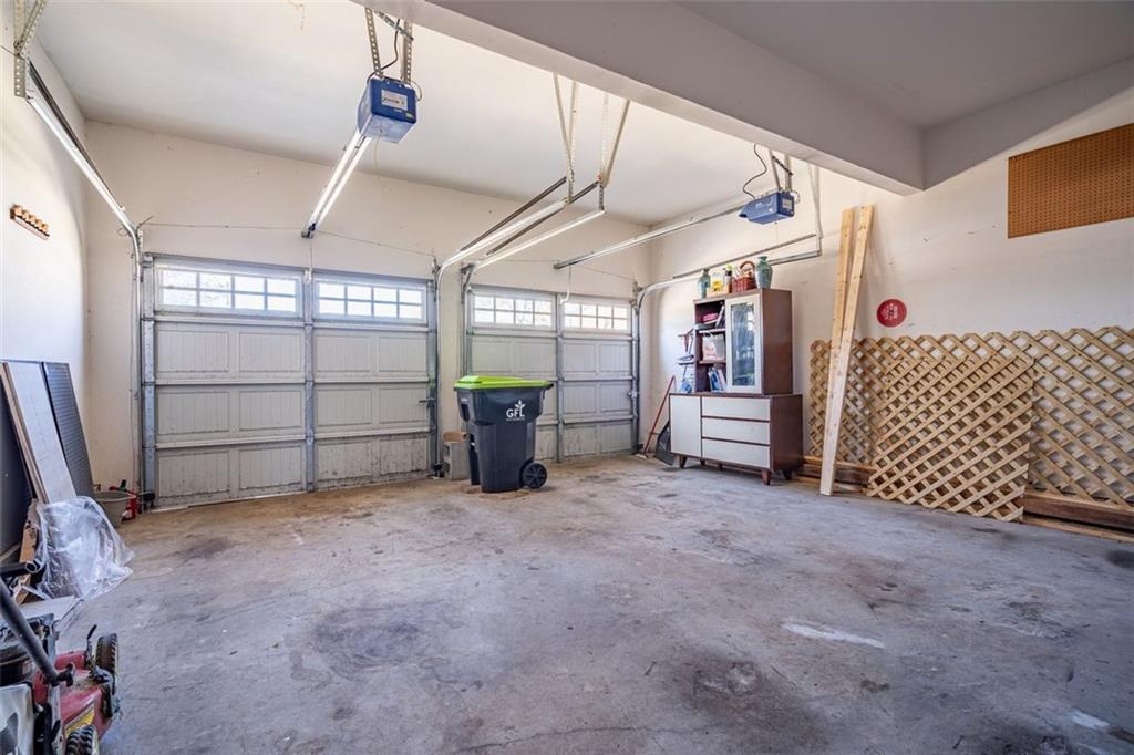 9110 SOMERSPORT Drive