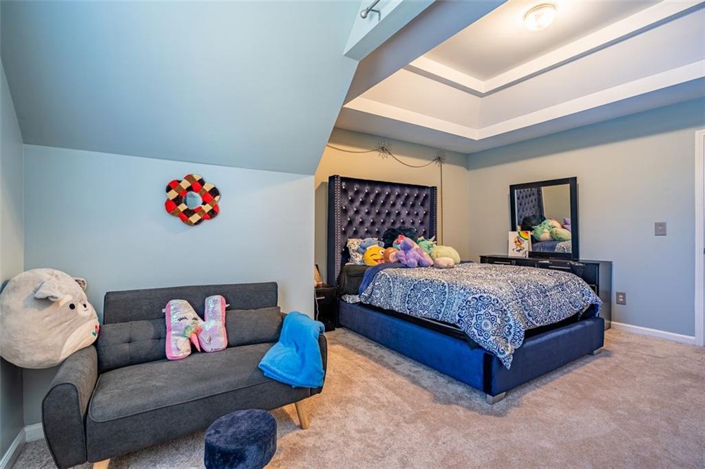 9110 SOMERSPORT Drive