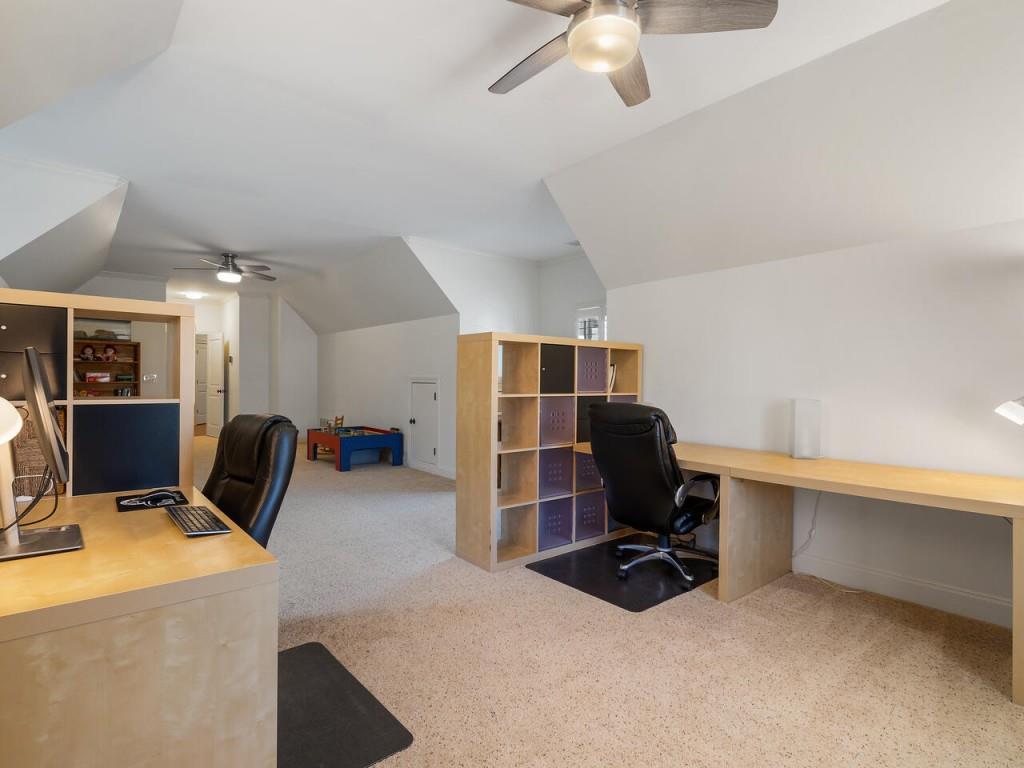 4506 Mystique Way NE