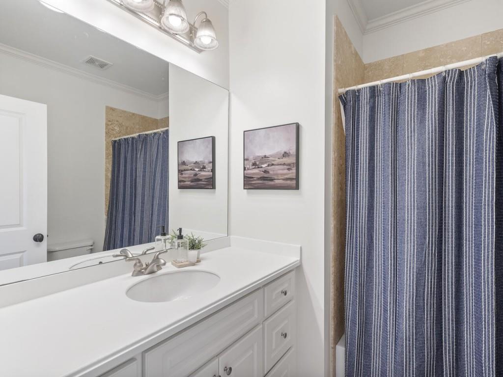 4506 Mystique Way NE