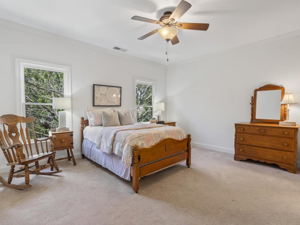 4506 Mystique Way NE