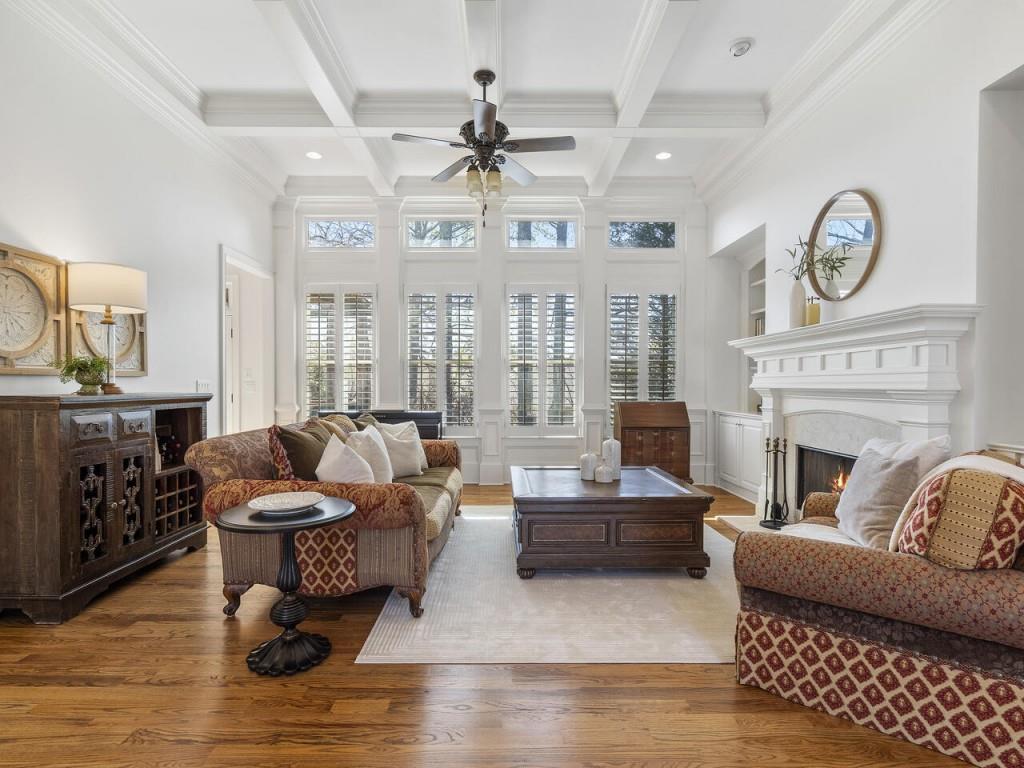 4506 Mystique Way NE