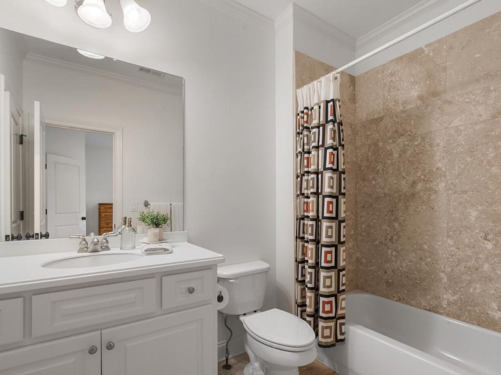 4506 Mystique Way NE