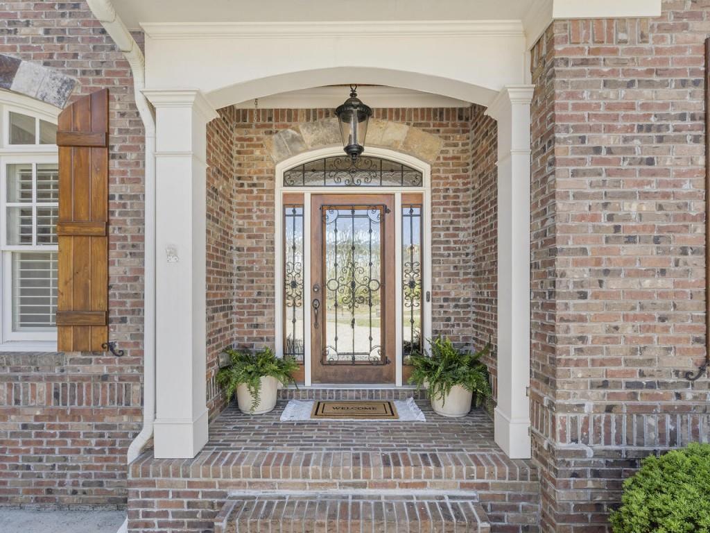 4506 Mystique Way NE