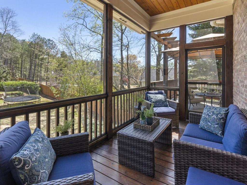 4506 Mystique Way NE