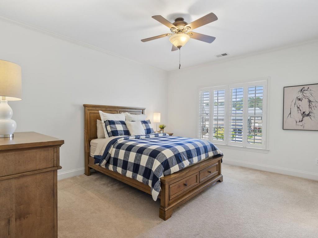 4506 Mystique Way NE