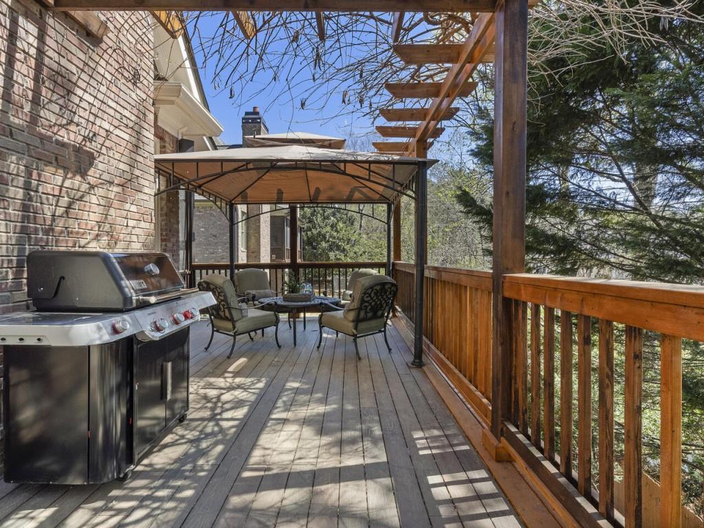 4506 Mystique Way NE