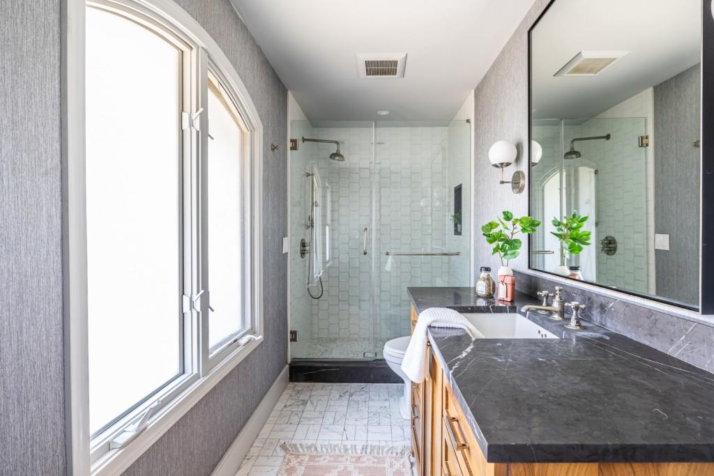 377 10th Street NE Unit 7