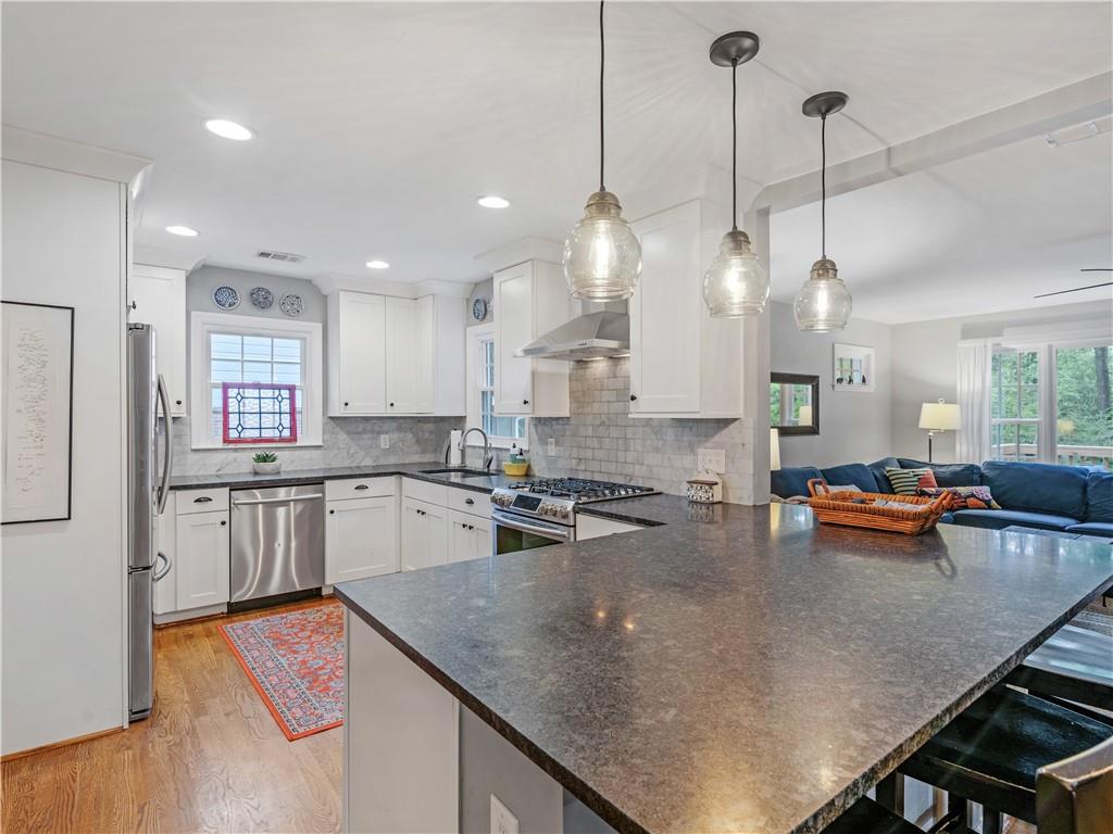 851 Stratford Road