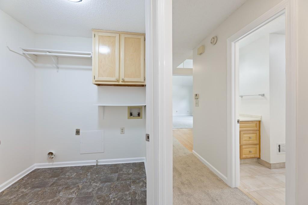 2690 Hill Gate Court