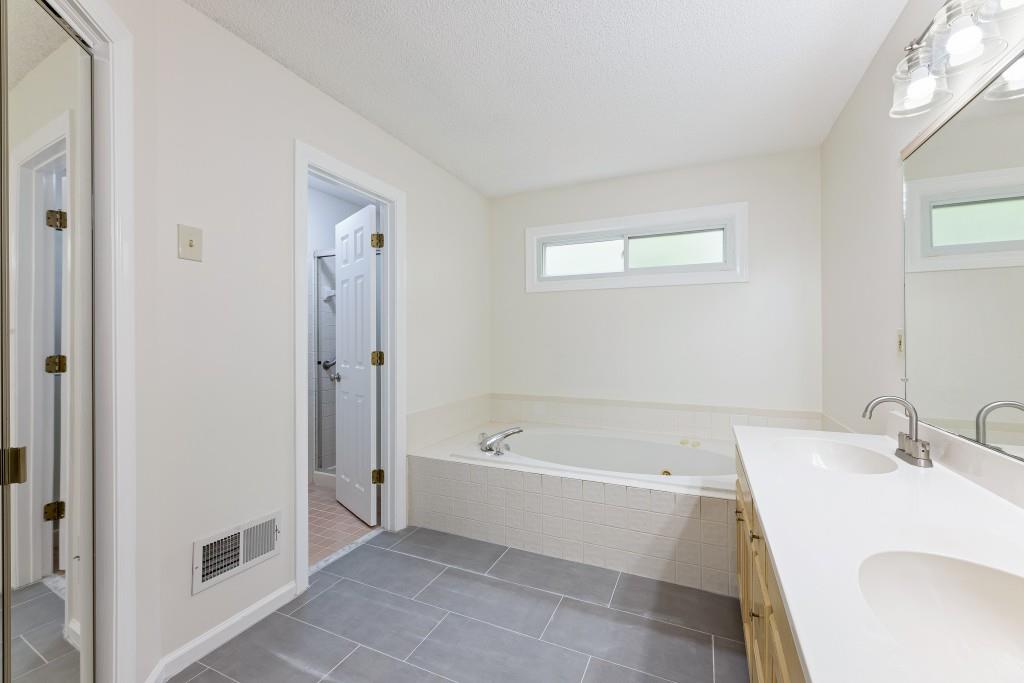 2690 Hill Gate Court