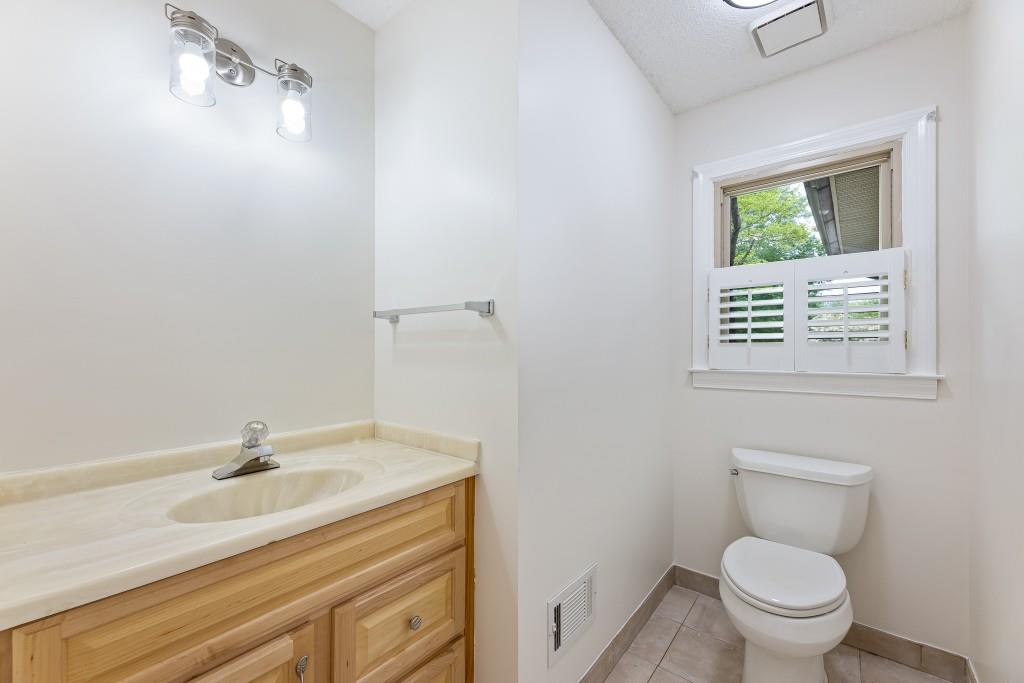 2690 Hill Gate Court