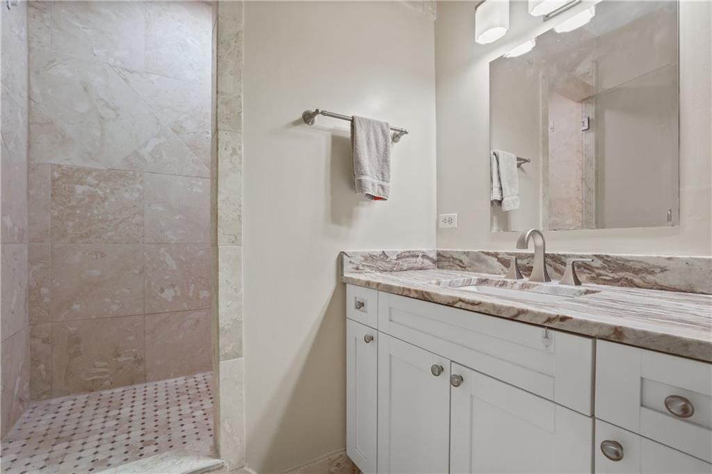 3060 Pharr Court North NW Unit 304