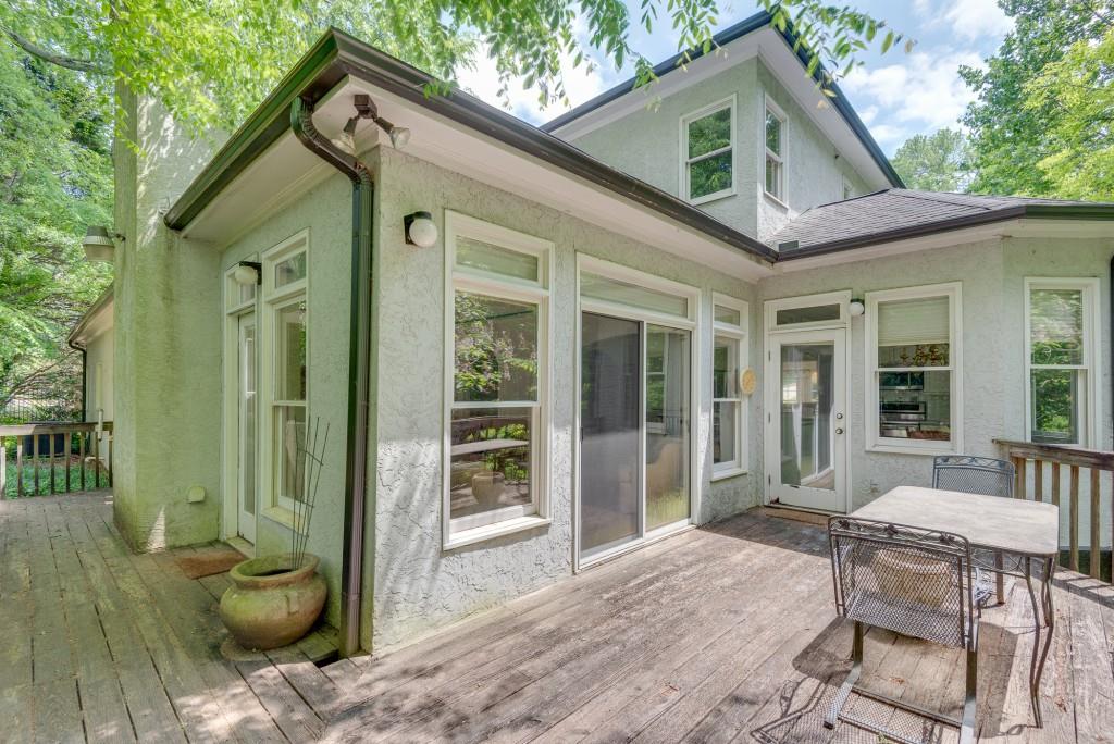 2416 Oak Grove Valley Road NE