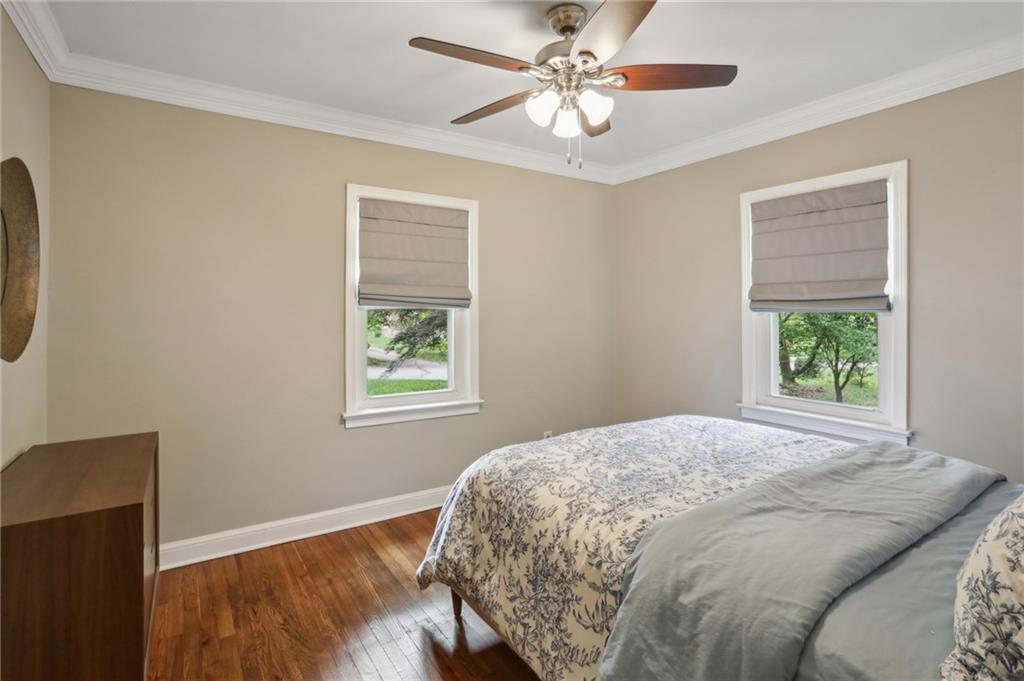 3020 Hollywood Drive